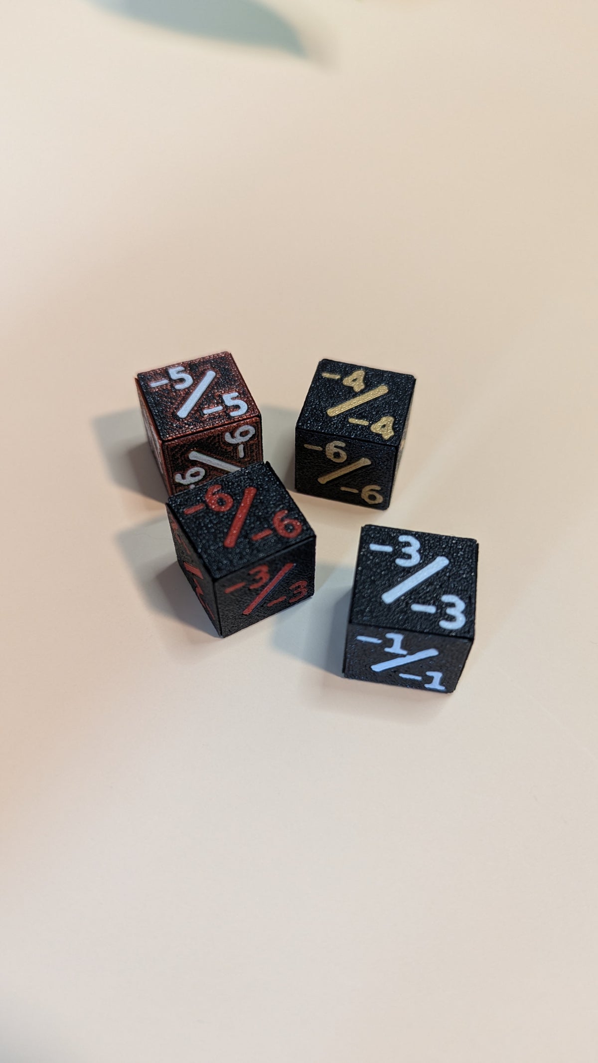 -1/-1 Counter Würfel, 6-seitig, 1 Stk., kompatibel mit Magic: The Gathering